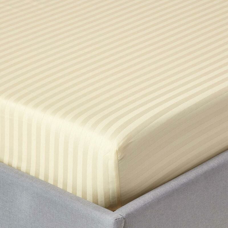 Homescapes - Pastel Yellow Egyptian Cotton Satin Stripe Fitted Sheet 330 Thread Count, Small Double - Pastel Yellow